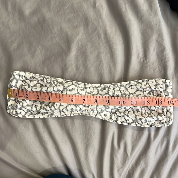 NWOT Valimare leopard bikini. Bandeau top and fold down bottom. Size M - Picture 12 of 12